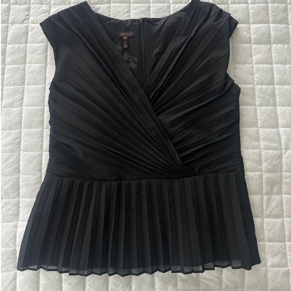Escada Top Womens US 10 Black Crepe Sleeveless Peplum Minimalist Quiet Luxury - Picture 4 of 12